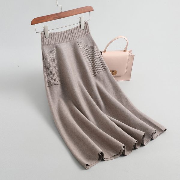 2021 high waist knitted winter a-line chic women autumn wool skirt jupe femme saia e1rt, Black
2021 high waist knitted winter a-line chic women autumn wool skirt jupe femme saia e1rt, Black