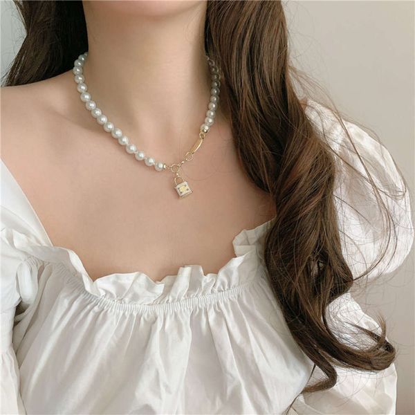 hbp fashion ins style necklace niche design short clavicle pearl pendant lock exquisite neck chain same bracelet, Silver
hbp fashion ins style necklace niche design short clavicle pearl pendant lock exquisite neck chain same bracelet, Silver