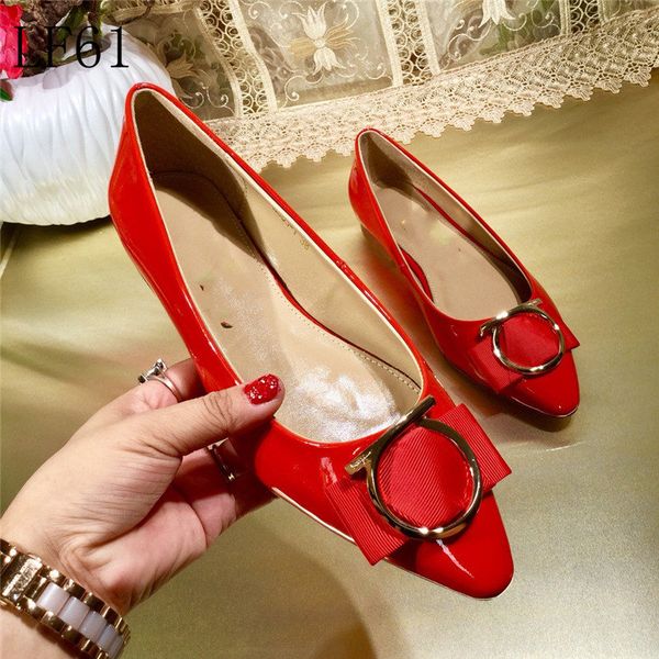 luxury women single shoes suede metal buckle square head ladies soft bottom women's shoes peas shoes black gray
luxury women single shoes suede metal buckle square head ladies soft bottom women's shoes peas shoes black gray