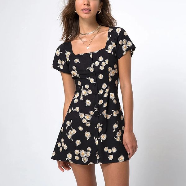 2021 new women elegant print summer mini es short sleeve vintage party boho square collar button up i508, Black;gray
2021 new women elegant print summer mini es short sleeve vintage party boho square collar button up i508, Black;gray