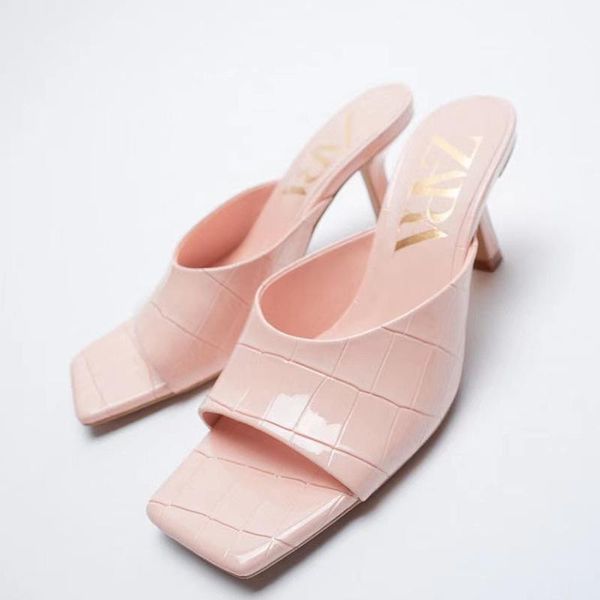 slippers same style 2021 summer high heel shoes women square toe pink stone line sandals slipper, Black
slippers same style 2021 summer high heel shoes women square toe pink stone line sandals slipper, Black