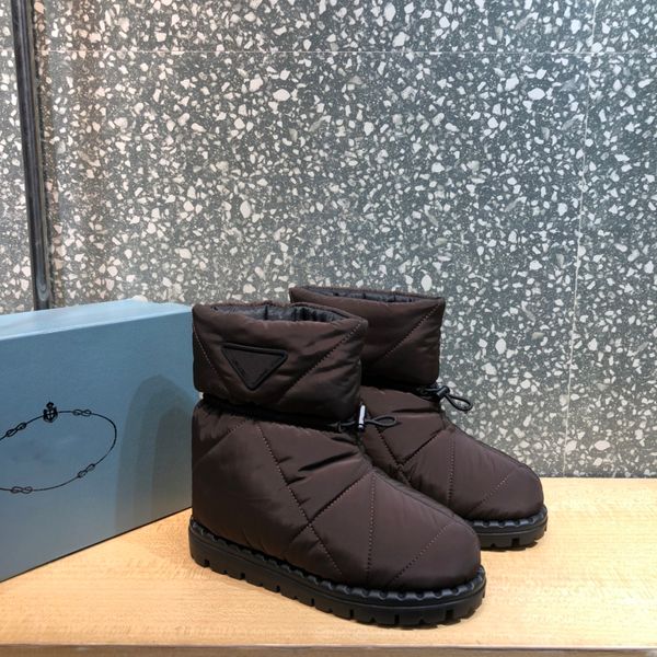 designers women shoes padded nylon slip on boot down slippers mules classic snow quilted booties white black orange fabric linings9234712
designers women shoes padded nylon slip on boot down slippers mules classic snow quilted booties white black orange fabric linings9234712