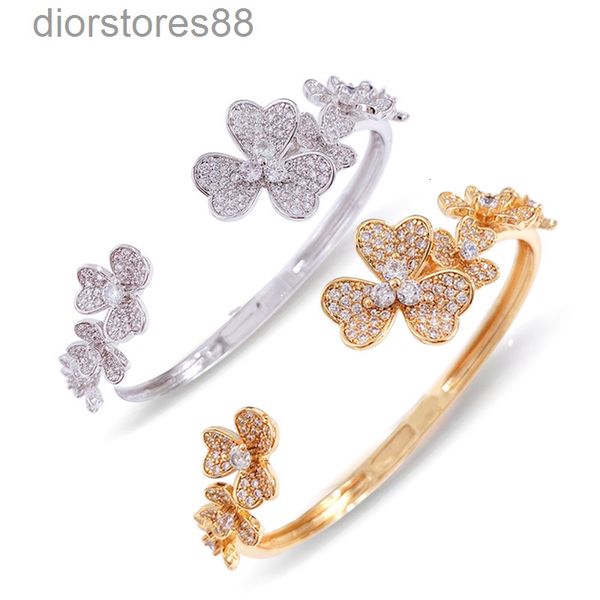 bangles bracelet fashion jewelry at home and abroad wind full diamond 7-flower clover open ins trendy net red, Black
bangles bracelet fashion jewelry at home and abroad wind full diamond 7-flower clover open ins trendy net red, Black