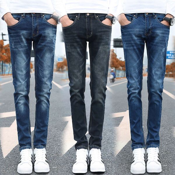 simple spring and autumn new men's casual fashion cat must wear white straight jeans, Blue
simple spring and autumn new men's casual fashion cat must wear white straight jeans, Blue