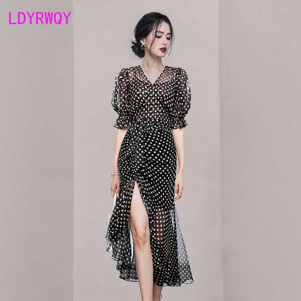 ldyrwqy slim short-sleeved summer korean version of the fashion strap pleated polka-dot dress 210603, Black;gray
ldyrwqy slim short-sleeved summer korean version of the fashion strap pleated polka-dot dress 210603, Black;gray