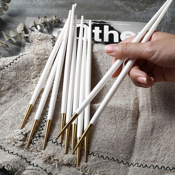 5 pairs/set stainless steel chopsticks japanese-style pointed sushi chop sticks household anti-mold non-slip tableware supplies
5 pairs/set stainless steel chopsticks japanese-style pointed sushi chop sticks household anti-mold non-slip tableware supplies
