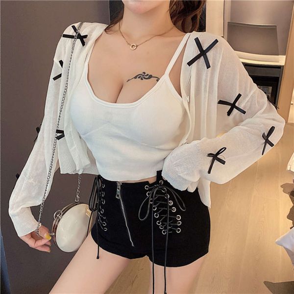 2021women's double black design korean denim strap shorts high waist zipper elastic tight ultra short pants fashion new, White;black
2021women's double black design korean denim strap shorts high waist zipper elastic tight ultra short pants fashion new, White;black