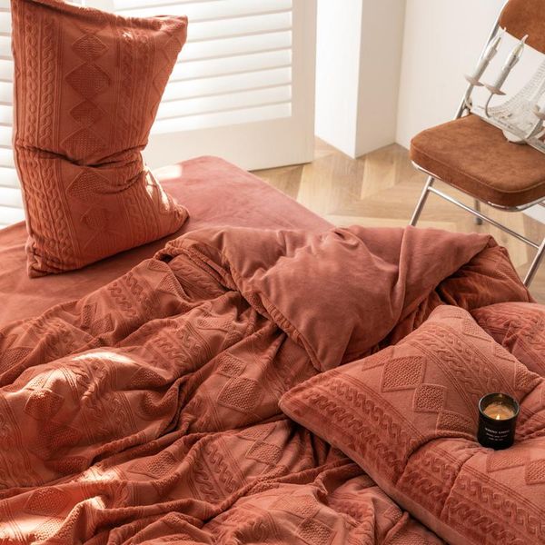 bedding sets korean four piece set of double-sided velvet coral winter thickened warm cotton quilt/duvet cover bed skirt bedsprea
bedding sets korean four piece set of double-sided velvet coral winter thickened warm cotton quilt/duvet cover bed skirt bedsprea