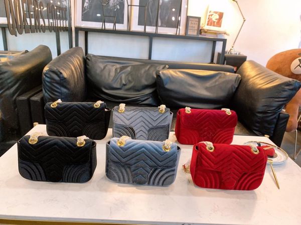 cosmetic bags & cases 2021 women's luxury flannel fashion all-match one-shoulder diagonal brand leather designer bag crossbody
cosmetic bags & cases 2021 women's luxury flannel fashion all-match one-shoulder diagonal brand leather designer bag crossbody