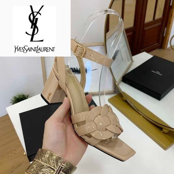 loafers designer sneakers luxury brand women high shoes heels sandals ballerinas slippers dress mules slides pumps 5pg4, Black;white
loafers designer sneakers luxury brand women high shoes heels sandals ballerinas slippers dress mules slides pumps 5pg4, Black;white