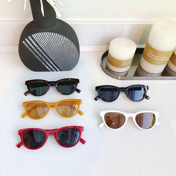 sunglasses 2021 fashion vintage women brand designer retro sunglass rectangle sun glasses female uv400 lens eyewears, White;black
sunglasses 2021 fashion vintage women brand designer retro sunglass rectangle sun glasses female uv400 lens eyewears, White;black