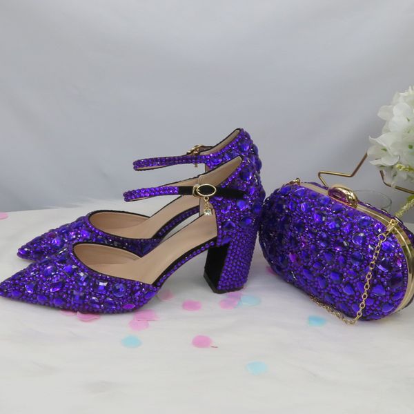 2021 new arrival summer sky blue crystal women's wedding shoes bride fashion toe thick heel sandals woman 5aea, Black
2021 new arrival summer sky blue crystal women's wedding shoes bride fashion toe thick heel sandals woman 5aea, Black