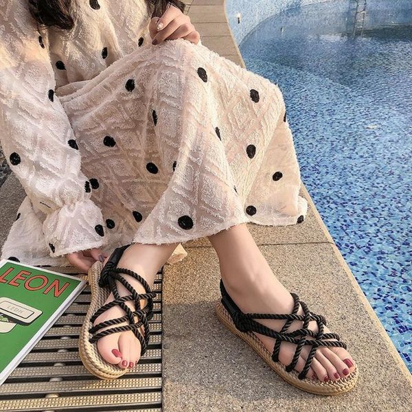 2021 summer new korean sandals female flat rope cross strap women's shoes comfortable open-toed casual beach sandals women, Black
2021 summer new korean sandals female flat rope cross strap women's shoes comfortable open-toed casual beach sandals women, Black