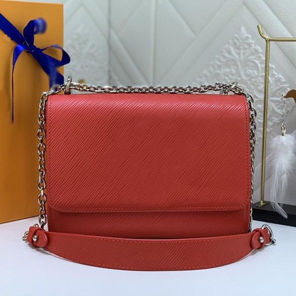 red chain shoulder bag women luxury fashion messenger handbag european and american classic clamshell small square bags designerbag
red chain shoulder bag women luxury fashion messenger handbag european and american classic clamshell small square bags designerbag
