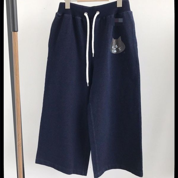 2021ch and surprise cat jointly signed elastic waist washed denim wide leg pants, Blue
2021ch and surprise cat jointly signed elastic waist washed denim wide leg pants, Blue
