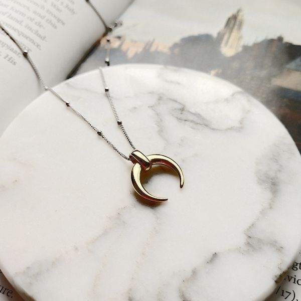 sterling 925 silver moon pendant necklace gold fashion wild crescent choker necklace for women birthday festival jewelry gift q0531
sterling 925 silver moon pendant necklace gold fashion wild crescent choker necklace for women birthday festival jewelry gift q0531