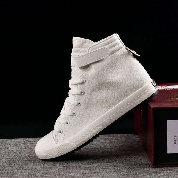 autumn winter new high sports and leisure korean breathable popular board men's fashionable shoes 5638, White;red
autumn winter new high sports and leisure korean breathable popular board men's fashionable shoes 5638, White;red
