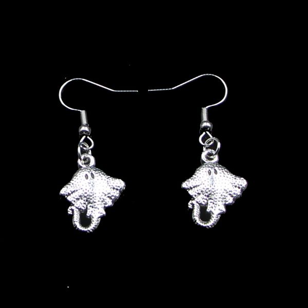 New Fashion Handmade 21*13mm Stingray Fish Earrings Stainless Steel Ear Hook Retro Small Object Jewelry Simple Design For Women Girl Gifts
New Fashion Handmade 21*13mm Stingray Fish Earrings Stainless Steel Ear Hook Retro Small Object Jewelry Simple Design For Women Girl Gifts