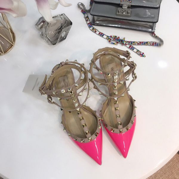2021 good quality fashion women luxurys designers shoes designer sandals womens luxury high heels sandal dress shoess with box size 35-41 -h, Black
2021 good quality fashion women luxurys designers shoes designer sandals womens luxury high heels sandal dress shoess with box size 35-41 -h, Black