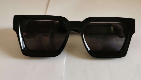millionaire sunglasses 1165 gold black grey lens glasses men fashion sunglasses with box, White;black
millionaire sunglasses 1165 gold black grey lens glasses men fashion sunglasses with box, White;black