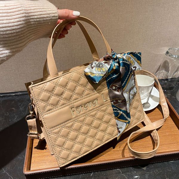 hbp autumn and winter large capacity hand 2021 new fashion single shoulder popular tote bag
hbp autumn and winter large capacity hand 2021 new fashion single shoulder popular tote bag