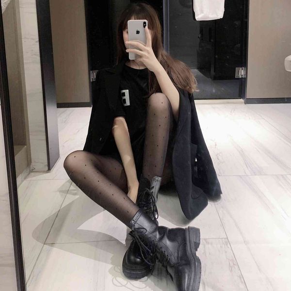 polka dot small dot jacquard silk stockings pantyhose women' meat penetrating jk black spice girls, Red;black
polka dot small dot jacquard silk stockings pantyhose women' meat penetrating jk black spice girls, Red;black