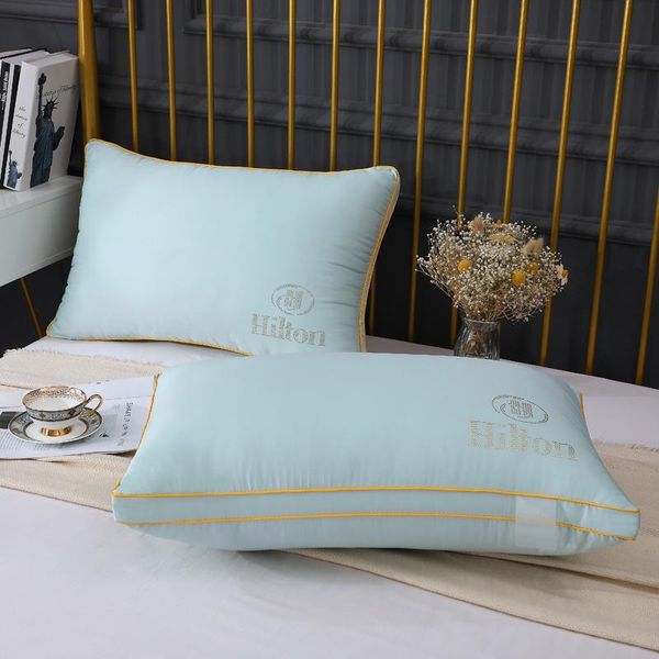pillow hilton pure color feather velvet comfortable drill point three-dimensional core can be washed
pillow hilton pure color feather velvet comfortable drill point three-dimensional core can be washed