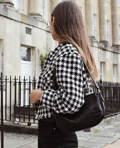 2121 spring check plaid short jacket vintage women lapel pockets single breasted draped coat cool outerwear, Black;brown
2121 spring check plaid short jacket vintage women lapel pockets single breasted draped coat cool outerwear, Black;brown