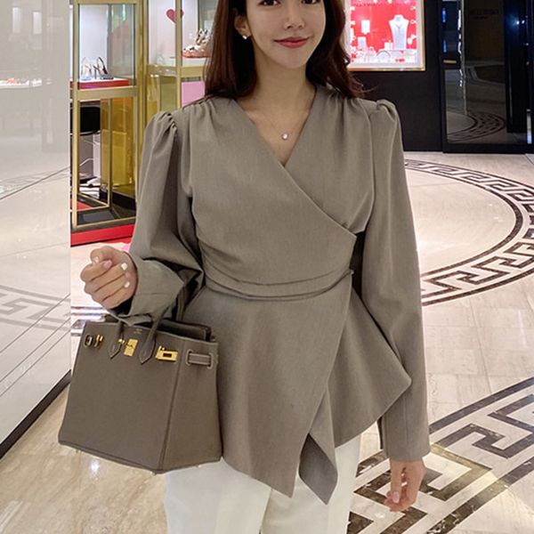 2021 korean ol long sleeve v-neck jacket coat women new autumn winter office lady work wear slim short coats female outerwear zkmy, Black;brown
2021 korean ol long sleeve v-neck jacket coat women new autumn winter office lady work wear slim short coats female outerwear zkmy, Black;brown