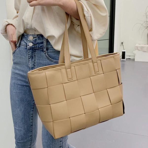 evening bags big weave tote for women quality pu leather shoulder bag large woven shopper ladies designer handsbags sac
evening bags big weave tote for women quality pu leather shoulder bag large woven shopper ladies designer handsbags sac