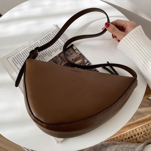 women triangle handbag retro subaxillary bag vintage small triangle handbags female luxury solid color shoulder bag sac a main
women triangle handbag retro subaxillary bag vintage small triangle handbags female luxury solid color shoulder bag sac a main