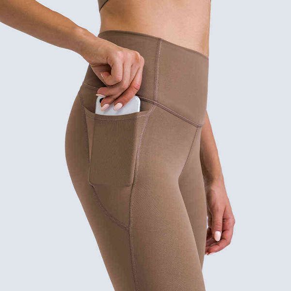 Women's Pants Capris 's same brushed nude yoga pants high waist slim stitched side pockets running fitns, Black;white
Women's Pants Capris 's same brushed nude yoga pants high waist slim stitched side pockets running fitns, Black;white