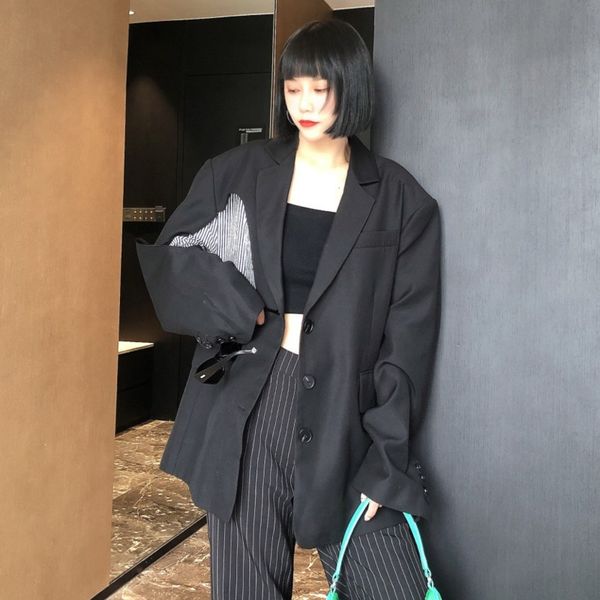 2021 spring new long sleeve oversize jacket ladies office coat irregular digging stitching stripes suits outwear blazer, Black;brown
2021 spring new long sleeve oversize jacket ladies office coat irregular digging stitching stripes suits outwear blazer, Black;brown