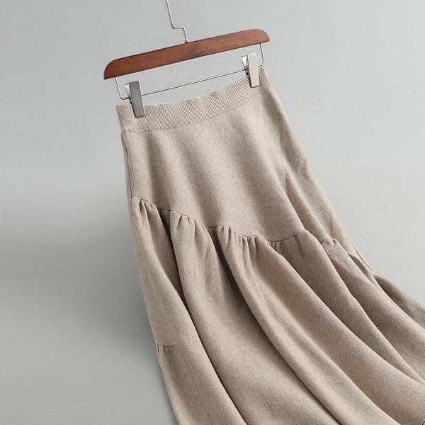 2021 high waist wool knitted women winter a line long skirt stretch women warm beige skirt faldas jupe femme saia, Black
2021 high waist wool knitted women winter a line long skirt stretch women warm beige skirt faldas jupe femme saia, Black