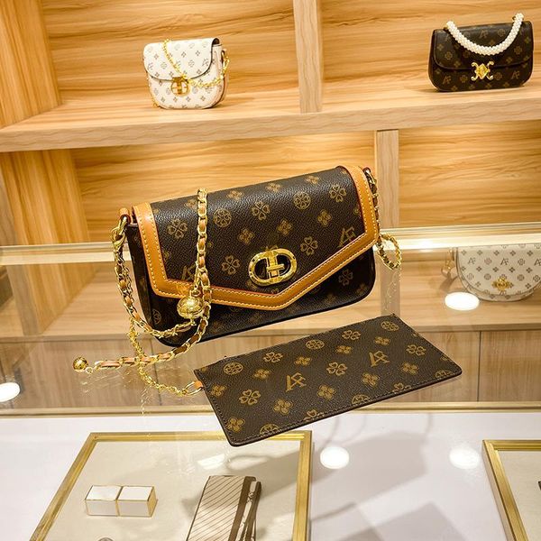 evening bags classic leather printed female 2021 wild composite hit color one-shoulder messenger chain flaps
evening bags classic leather printed female 2021 wild composite hit color one-shoulder messenger chain flaps