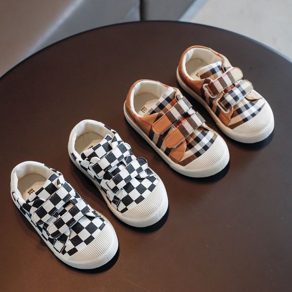 Children' canvas shoes 2021 spring new boys and girls all-match plaid shoes a pedal soft bottom non-slip student shoes, Black;grey
Children' canvas shoes 2021 spring new boys and girls all-match plaid shoes a pedal soft bottom non-slip student shoes, Black;grey