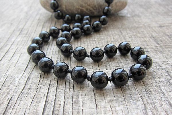 chokers 12mm beads long necklace 8mm black onyx /blackagate mens 20 inches knotted natural stone pray yoga mala, Golden;silver
chokers 12mm beads long necklace 8mm black onyx /blackagate mens 20 inches knotted natural stone pray yoga mala, Golden;silver