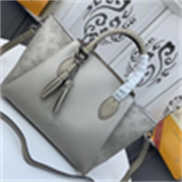cross brand designer luxury m55029 m55030 m55031 2020 spring and summer women's body handbags iconic handles shoulder bags totes bag cl
cross brand designer luxury m55029 m55030 m55031 2020 spring and summer women's body handbags iconic handles shoulder bags totes bag cl
