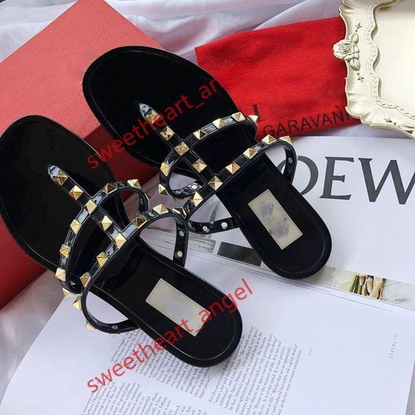 2021 luxe design sneakers sandals women's flat rivet espadrilles shoes casual leather slippers flip flop big35-41, Black;red
2021 luxe design sneakers sandals women's flat rivet espadrilles shoes casual leather slippers flip flop big35-41, Black;red