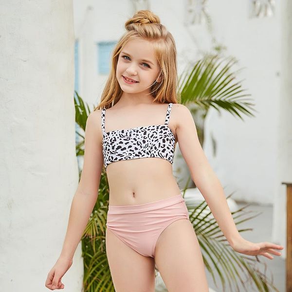 one-piece suits 2021 fashion girls leopard swimsuit tight backless high waist split two-piece bikini set
one-piece suits 2021 fashion girls leopard swimsuit tight backless high waist split two-piece bikini set