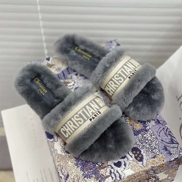 autumn and winter plush slippers fairy fashion 2021 new flat bottom home anti slip flip flop for women zly zly, Black
autumn and winter plush slippers fairy fashion 2021 new flat bottom home anti slip flip flop for women zly zly, Black