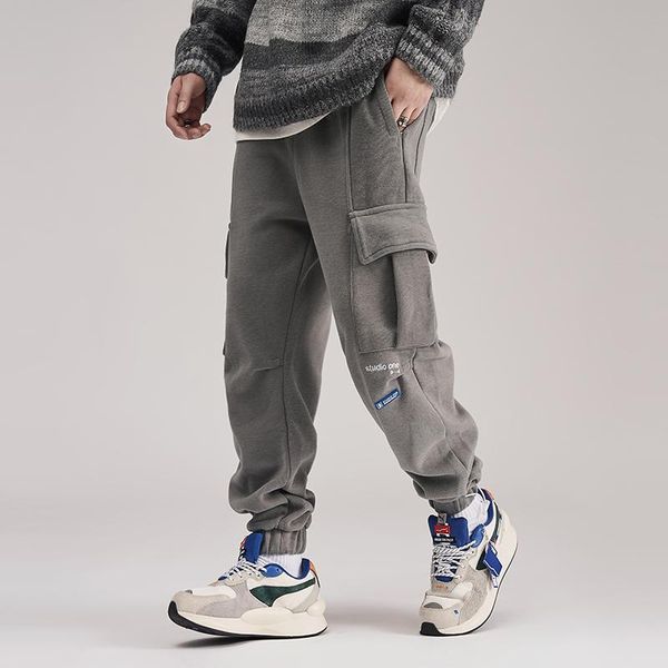 autumn newly fashion designer casual pants men loose fit big pocket cargo trousers streetwear hip hop jogger wide leg sweatpants, Black
autumn newly fashion designer casual pants men loose fit big pocket cargo trousers streetwear hip hop jogger wide leg sweatpants, Black
