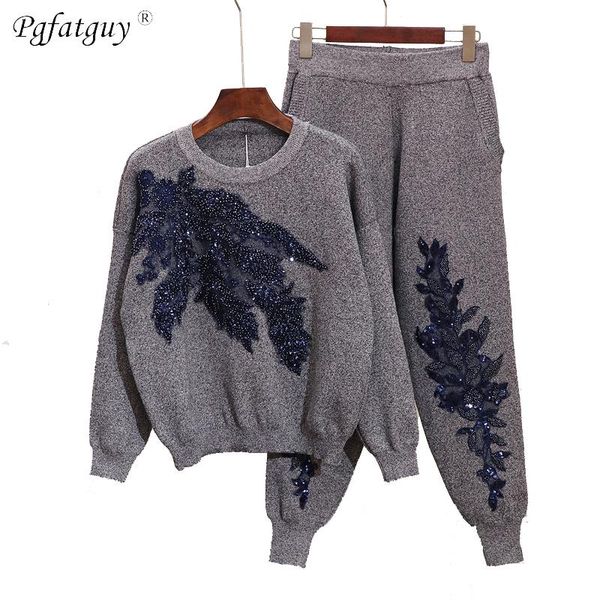 2021 autumn women embroidered sequins flower long sleeve sweaters + casual pants two piece student knitted tracksuit women set, White
2021 autumn women embroidered sequins flower long sleeve sweaters + casual pants two piece student knitted tracksuit women set, White
