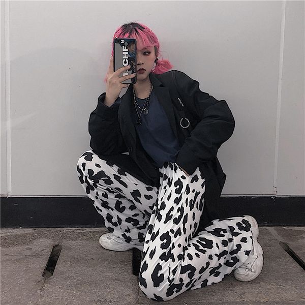 women's pants & capris women cow print wide leg oversize korean style harajuku trousers female summer street aesthetic high waist, Black;white
women's pants & capris women cow print wide leg oversize korean style harajuku trousers female summer street aesthetic high waist, Black;white