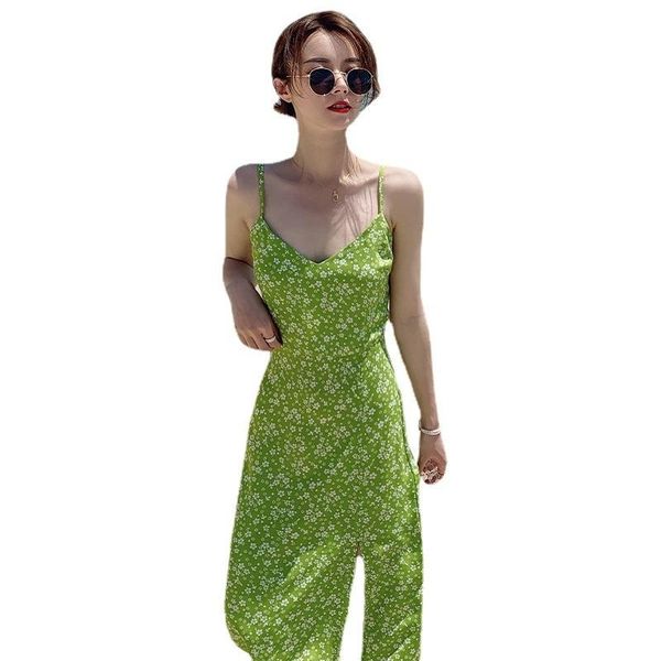 women's swimwear summer holiday beach dress daisy flower sleeveless sling breathable long floral cool vacation, White;black
women's swimwear summer holiday beach dress daisy flower sleeveless sling breathable long floral cool vacation, White;black