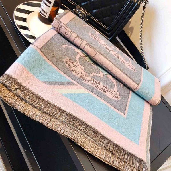 70% off design scarf autumn and winter korean warm imitation cashmere female 2021 new versatile thickened bib carriage pattern shawl, Blue;gray
70% off design scarf autumn and winter korean warm imitation cashmere female 2021 new versatile thickened bib carriage pattern shawl, Blue;gray