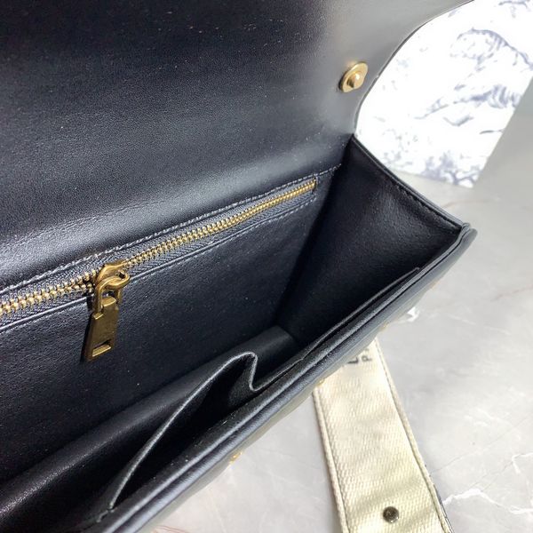 new shoulder bags women handbag crossbody bag brands designer handbags 2021 flower printing bag purse 24/16/7cm 041711, Black
new shoulder bags women handbag crossbody bag brands designer handbags 2021 flower printing bag purse 24/16/7cm 041711, Black