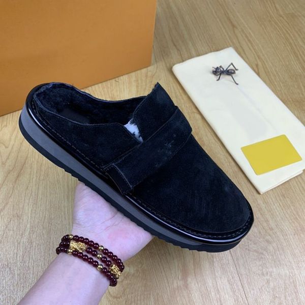 2021 new men shoes designer slippers sneaker monograns cozy mule shearling casual shoes sneakers loui with box eur 38-44, Black
2021 new men shoes designer slippers sneaker monograns cozy mule shearling casual shoes sneakers loui with box eur 38-44, Black