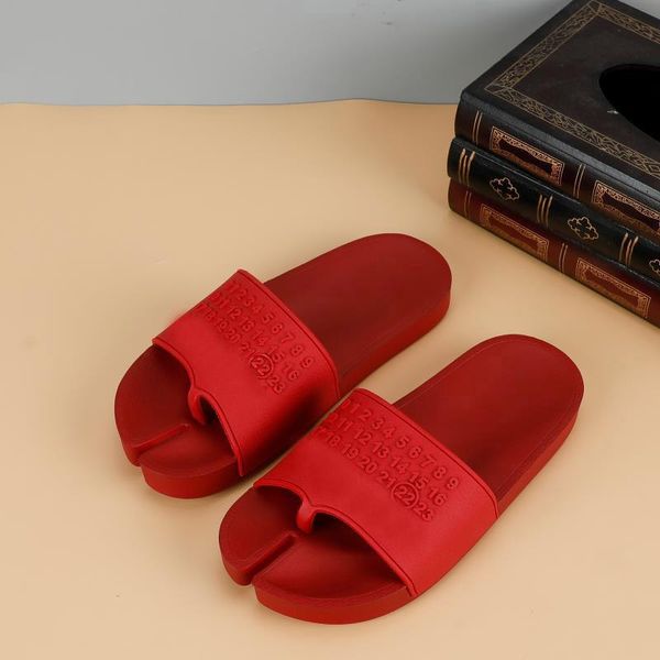 slippers summer women 2021 fashion girls split toe shoes luxury designer flip flops outdoor white, Black
slippers summer women 2021 fashion girls split toe shoes luxury designer flip flops outdoor white, Black