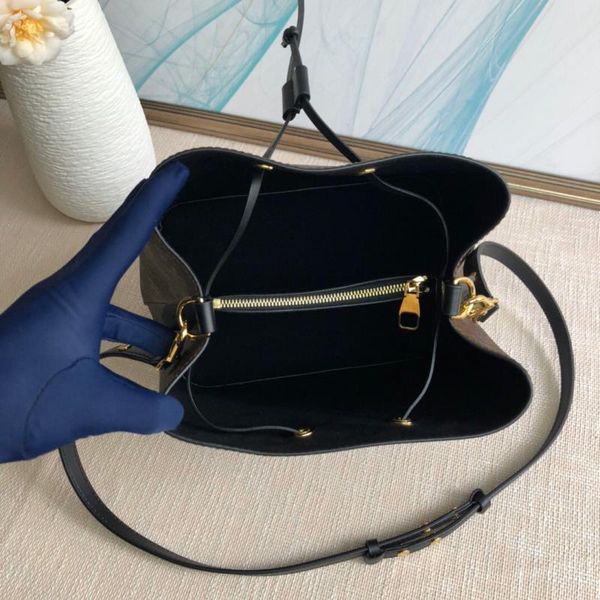 darwstring for classic handbags tote graceful genuine bucket leather shoulder famous bag women everfull crossbody bags sho kaac
darwstring for classic handbags tote graceful genuine bucket leather shoulder famous bag women everfull crossbody bags sho kaac